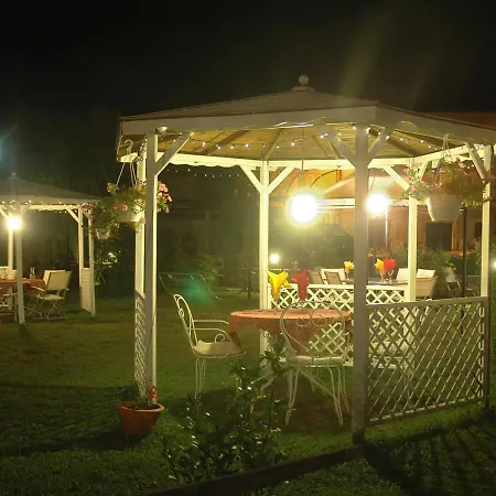 Le Jardin De Cabrerets